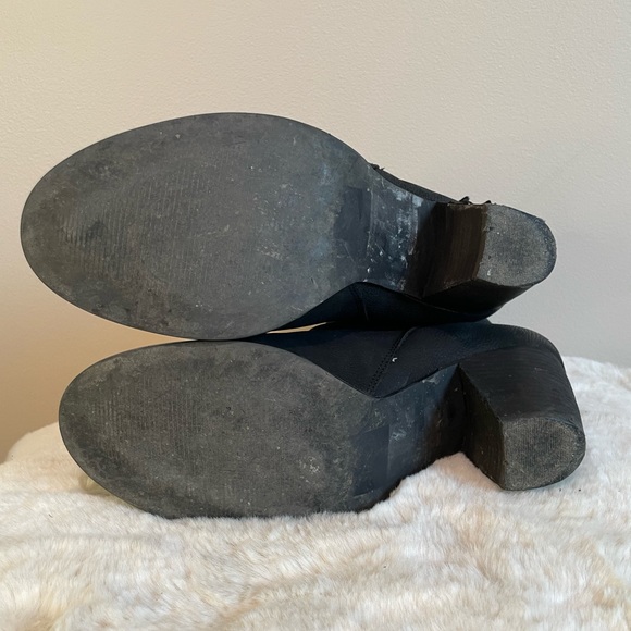 Steve Madden Genuine Leather Ankle Boots (9.5) - Picture 7 of 9